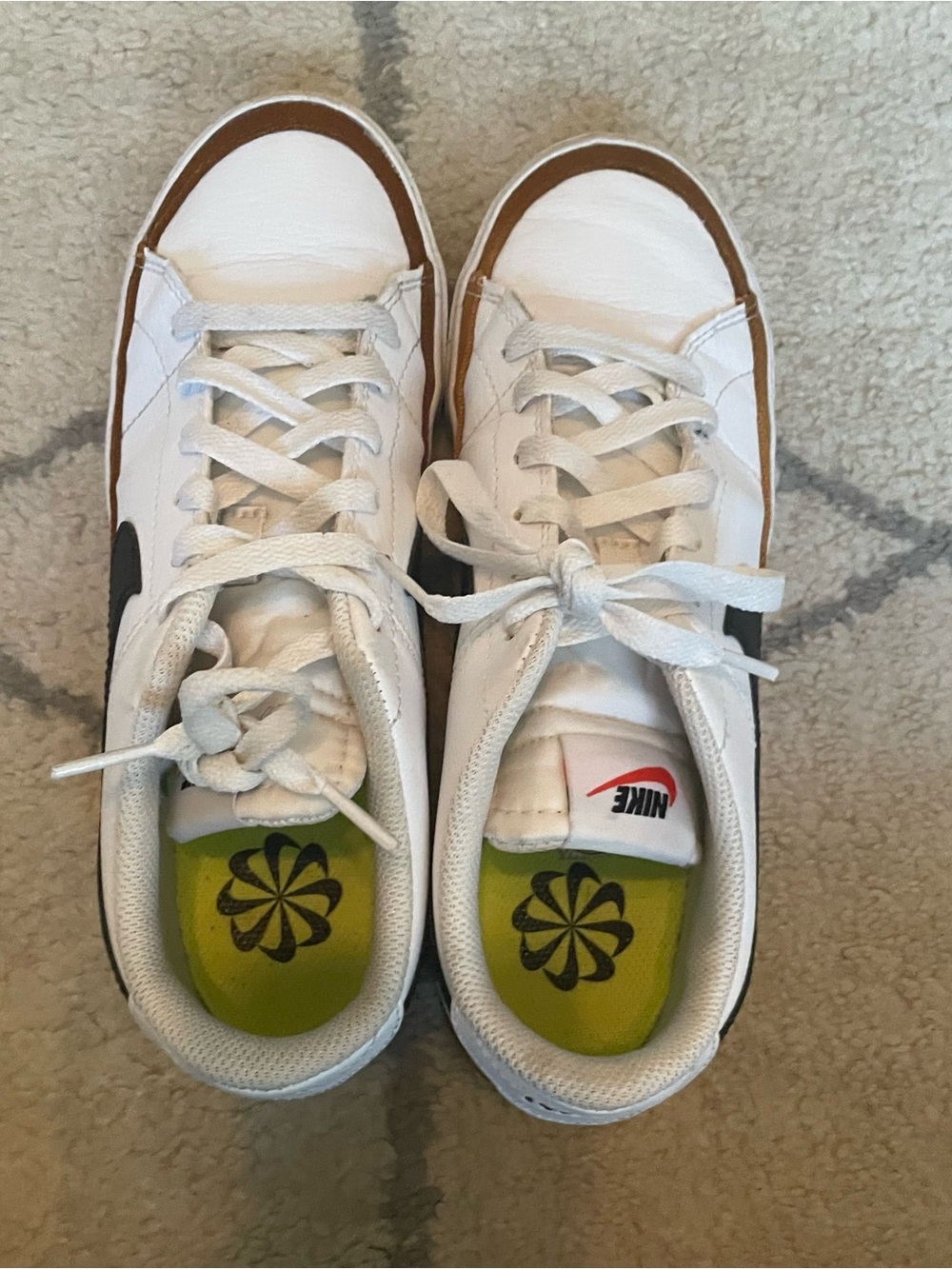 Nike Court Legacy’s. Worn3 times! - Picture 2 of 3
